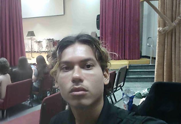 Sebastian V.