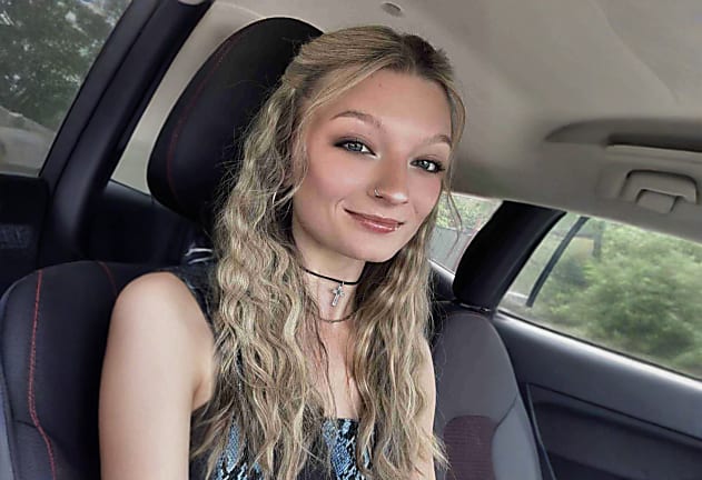 Kaitlyn R.